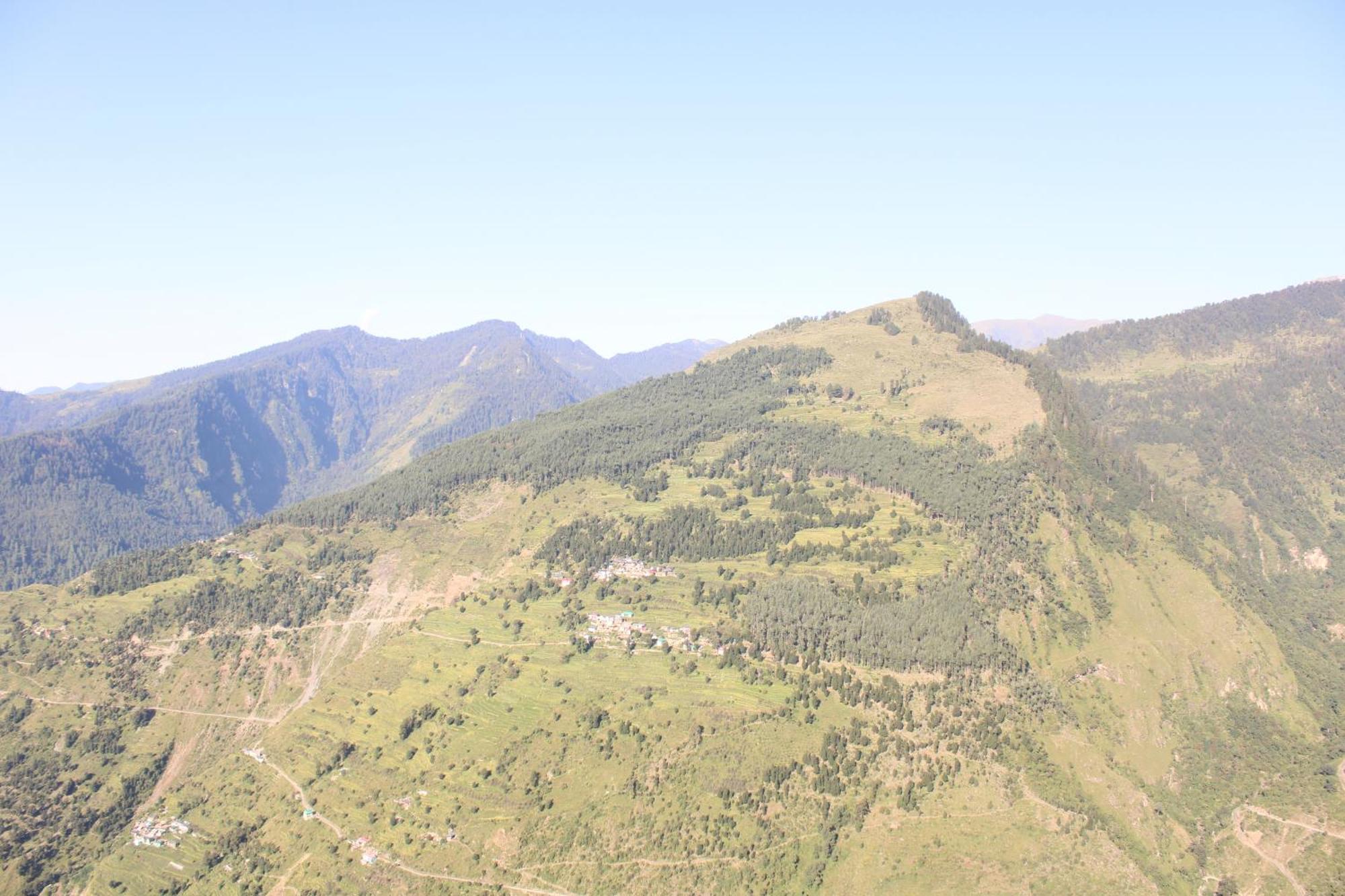 Hotel Mannat Sach Pass Tisa Екстер'єр фото